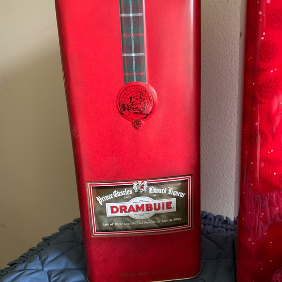 Vintage Tin Lot - Picture 3 of 8